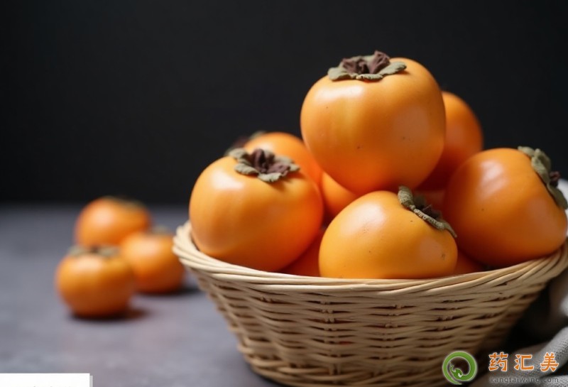 枇杷和什么食物相克不能一起吃 枇杷和什么食物相克不能一起吃