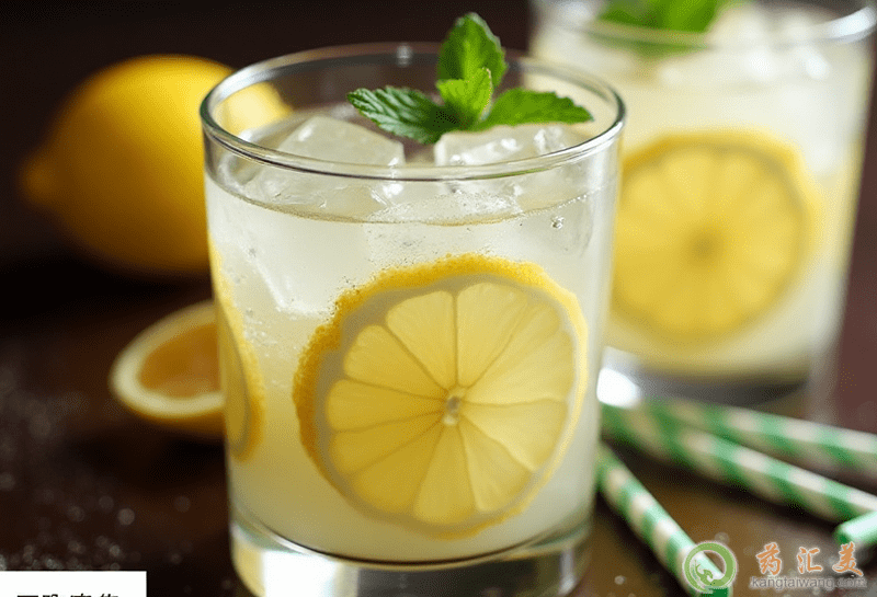 檸檬片泡水的作用 檸檬片泡水的作用